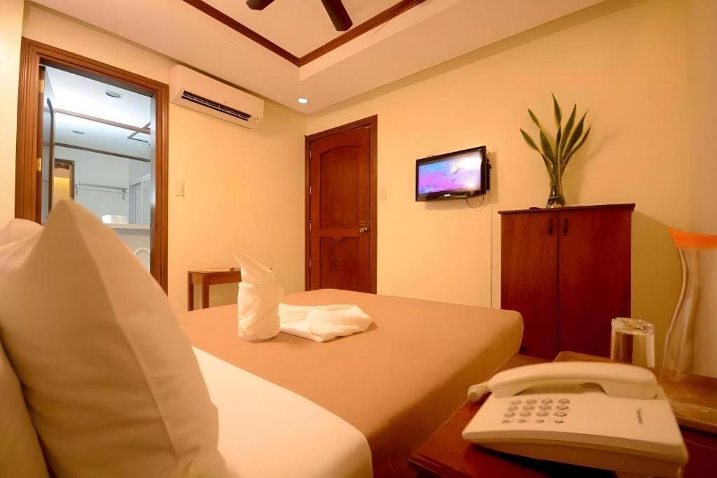 Ipil Suites เอลนิโด ภายนอก รูปภาพ