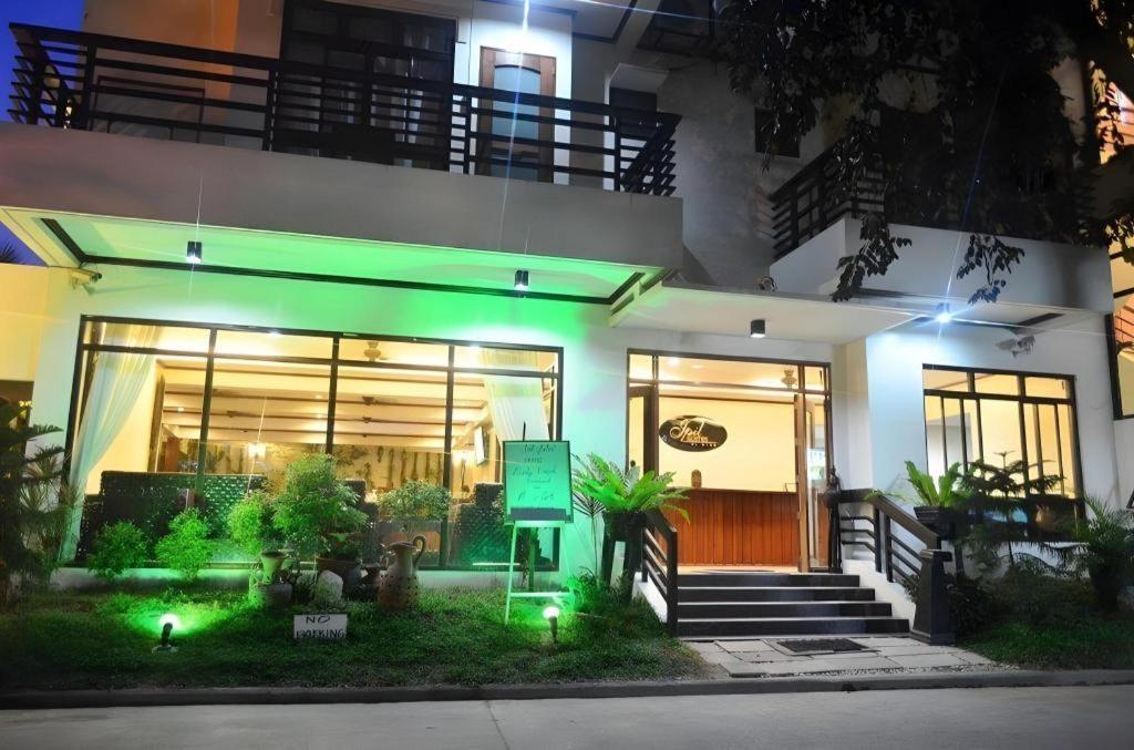 Ipil Suites เอลนิโด ภายนอก รูปภาพ