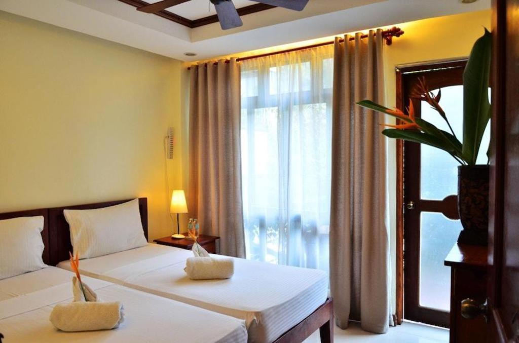 Ipil Suites เอลนิโด ภายนอก รูปภาพ
