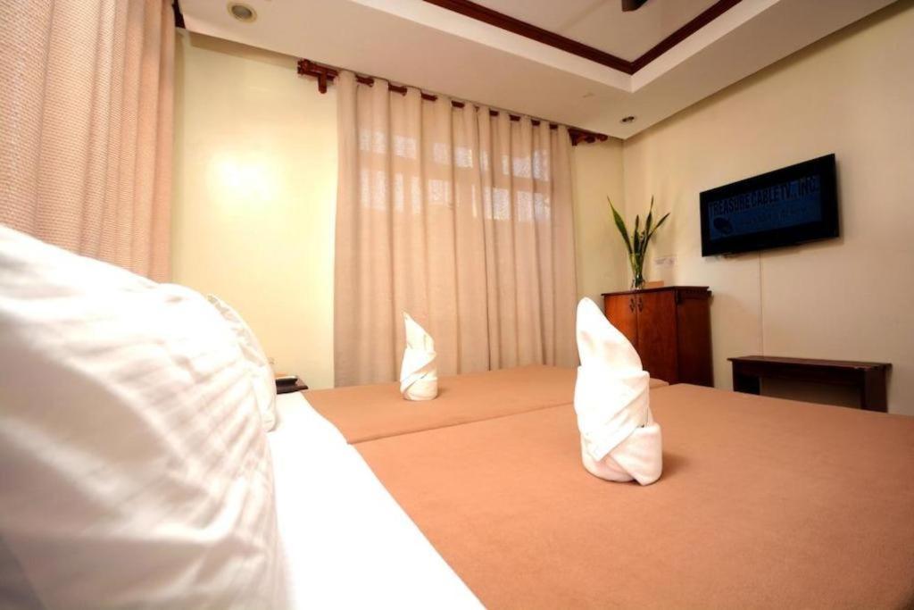 Ipil Suites เอลนิโด ภายนอก รูปภาพ